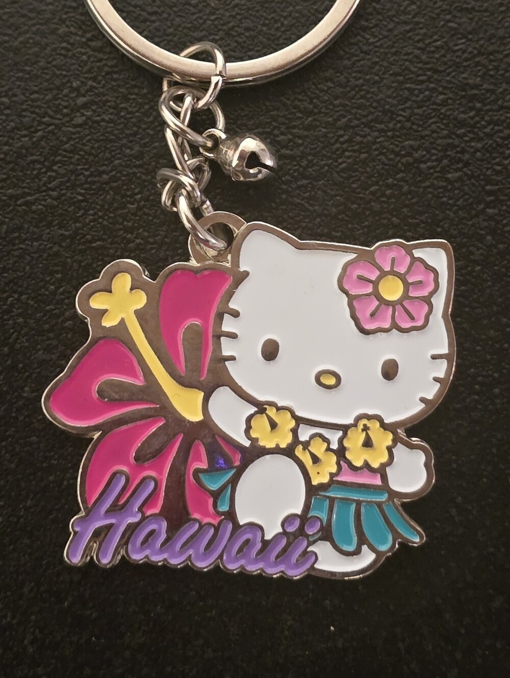 Hello Kitty Hula Kiss Hibiscus Hawaii Keychain